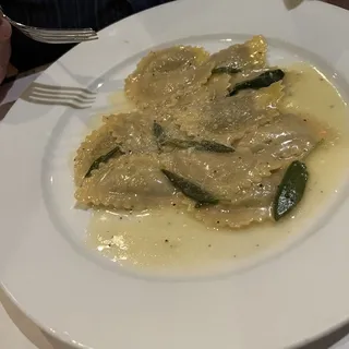 Mezza Luna Pollo e Funghi