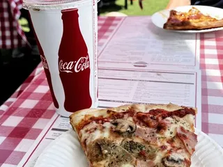 Paisanos Pizza & Pasta