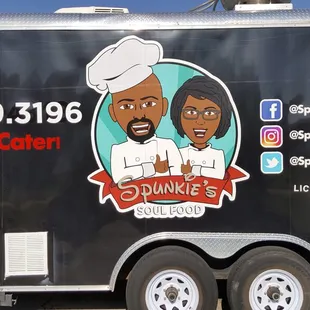 a black food truck