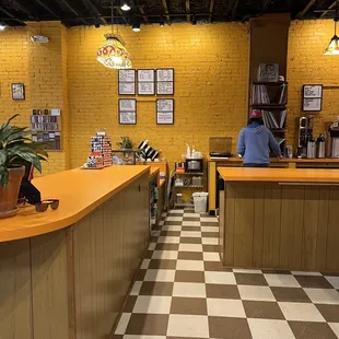 Little cafe area for coffee and teas