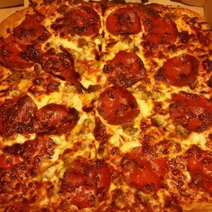 Large w/ Pepperoni and Italian Sausage