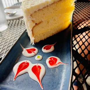 Coconut  cake