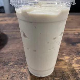 Custom made Pineapple shake with vegan vanilla &amp; pineapple ice creams and oat milk. DELICIOUS!!