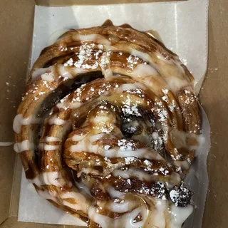 Cinnamon Roll Croissant