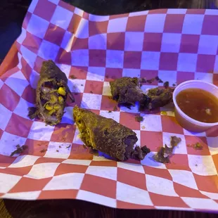 Now it only takes a few minutes for egg rolls to cook and they knew before bringing this out that they were burnt