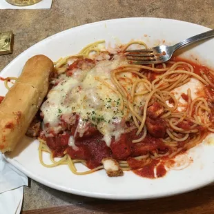 Excellent chicken parm!!! Wonderful service also!!