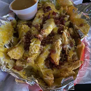 Spicy loaded fries