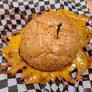 Cheese skirt on Squeeze Burger with Cheese