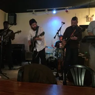 Open mic / jam session