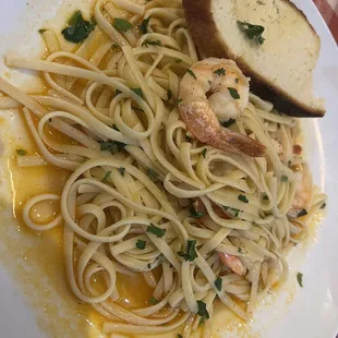 Shrimp Marinara or Scampi. Nothing about this was scampi or good. Even the bread was bad.