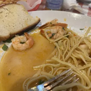 Shrimp Marinara or Scampi. Nothing about this was scampi or good. Even the bread was bad.
