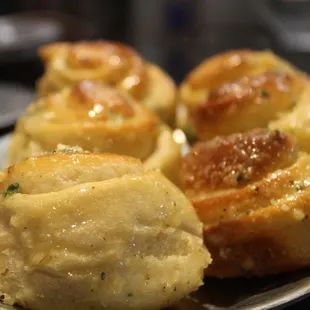 Our legendary garlic knots