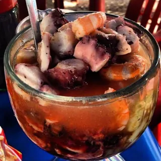 Coctel de Camaron y Pulpo