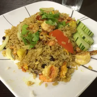 PINEAPPLE FRIED RICE