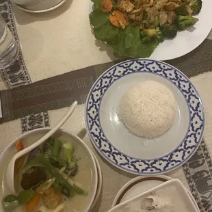 Green Curry with Tofu, Pad See Ew