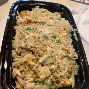 R4. Srisiam Fried Rice