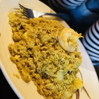 PINEAPPLE FRIED RICE