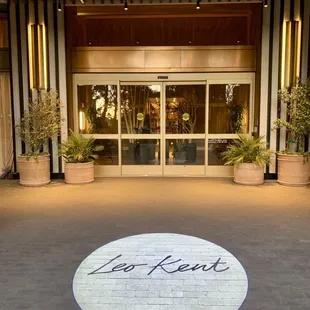 Exterior Hotel entrance
