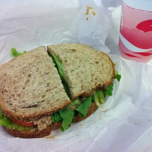 Lunch special: chopped liver sandwich w/lettuce, onion, tomato.