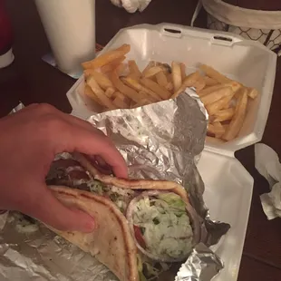 Gyro and fries... the way to go!!