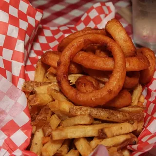 Beer Battered Onion Ring Basket