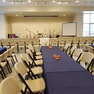 Looks like we're going to have live music!