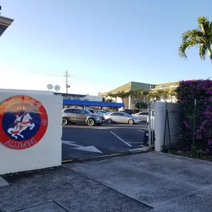 Coolidge Street entrance to parking lot