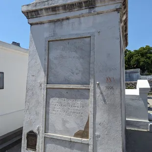 Marie Laveau's tomb voodoo queen