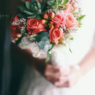 Showed Mary a pic of what I wanted and she recreated it! We did everything via phone and email and... AMAZING!