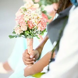 Bridesmaids bouquet was too cute!