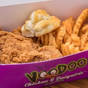 Fried Chicken - St Louis Market - Just steps from Bourbon St. in the French Quarter. - https://stlouismarketnola.com