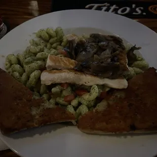 Chicken pesto pasta