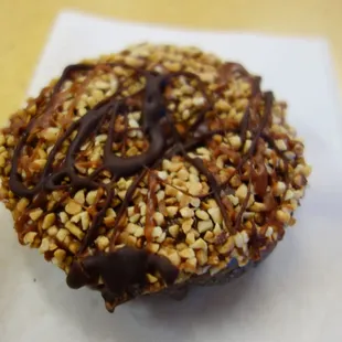 Chocolate Cake with Caramel Peanut Ganache