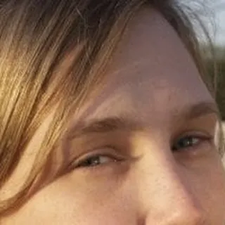 Lisa R.
