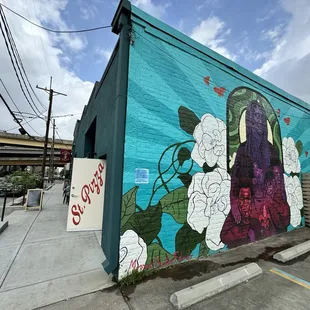 outside, ramen and noodles