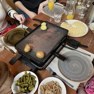 Raclette set up