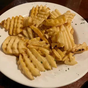 Waffle fries (not listed on the menu)