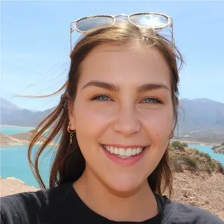 Chelsea T.