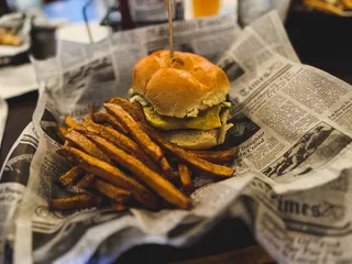 August Henry's Burger Bar