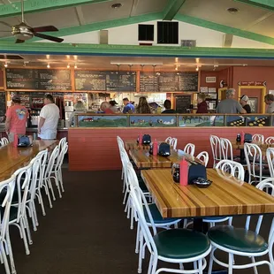 Inside view... see the cafeteria line to get your drinks and order.