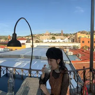 Sunny H.