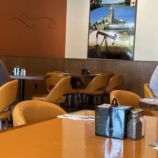 Dinning