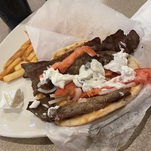 Gyro sandwich
