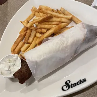 Gyro sandwich