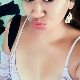 Lana V.