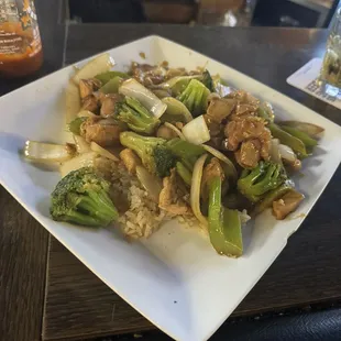 Chicken stir fry special from Victory Kitchen at the Stadium Club!