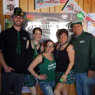 ramen and noodles, interior