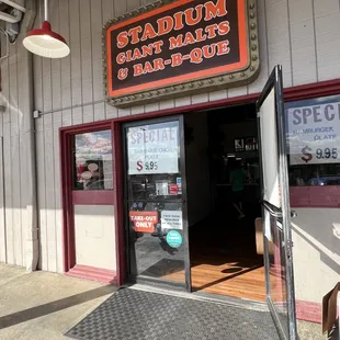 Stadium giant malts &amp; bar-b-que