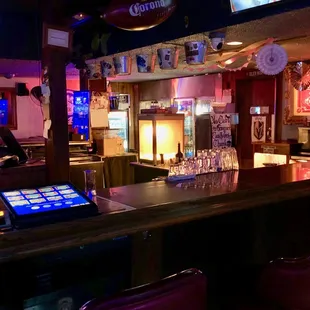 15 Video poker machines