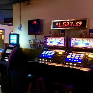 Hit 15 four of a kinds for $100 bonus